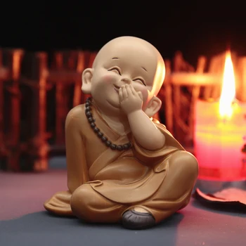 

Buddhist Small Monk Statues Figurine Sculpture Handmade Car Home Decoration Little Puppet Office Table Decoration