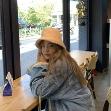 Женская Шерстяная кепка, зимняя теплая меховая утолщенная Кепка, повседневная, карамельного цвета, для девушек, плоская кепка, подходит ко всему, простая Рыбацкая шапка для женщин