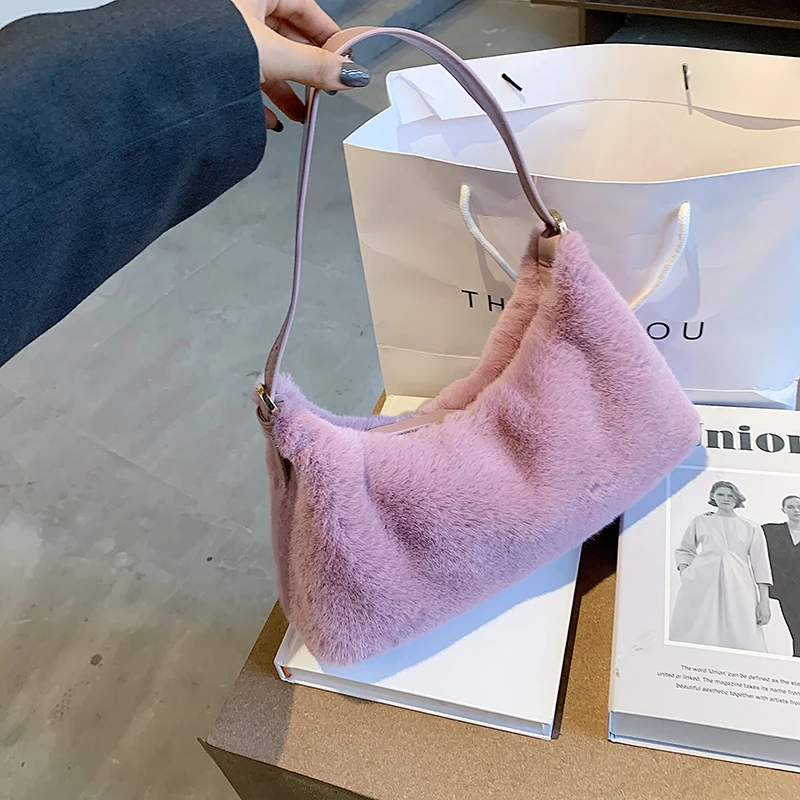 

YILIAN high texture winter popular plush female bag new one-shoulder cloud bag cross-body dumpling bag large capacity bag