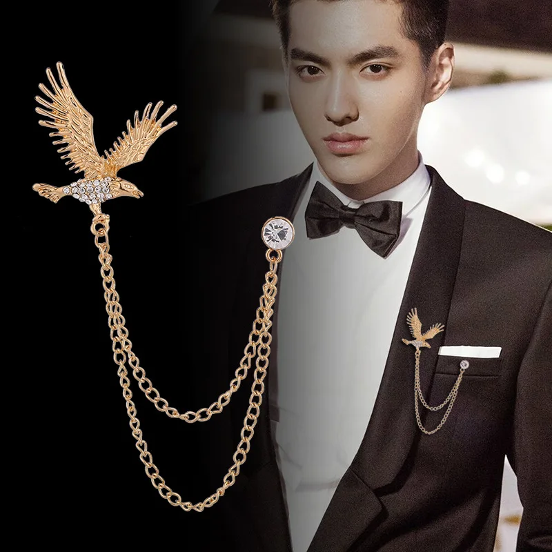 

Classic Men Brooch Gen. Hawk Suit Suit Overcoat Men's Brooch Retro Collar Pin Women's Rhinestone Corsage Accessories