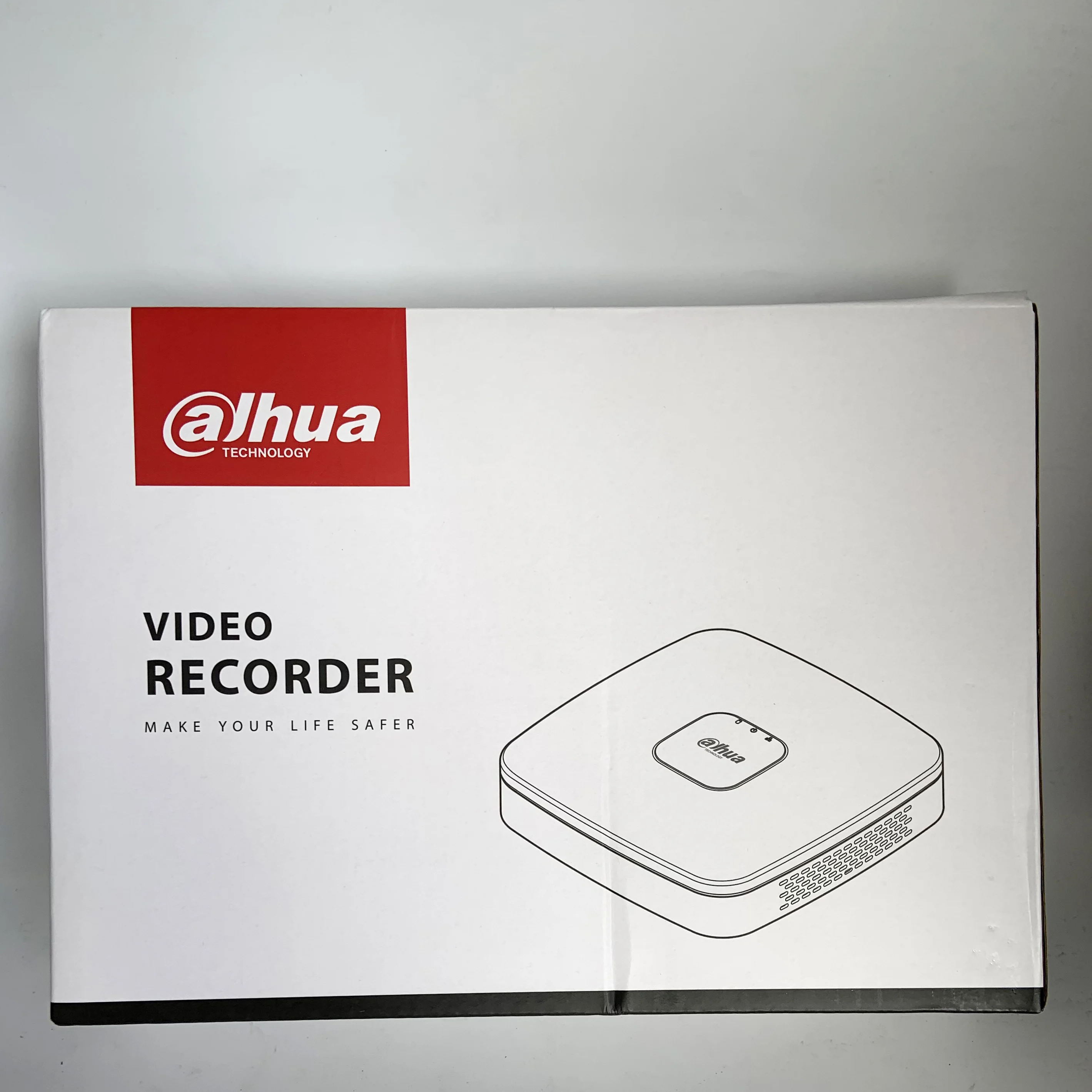 Сетевой видеорегистратор Dahua POE NVR NVR4104 P 4KS2 4/8 каналов Smart 1U 4PoE 4K и H.265