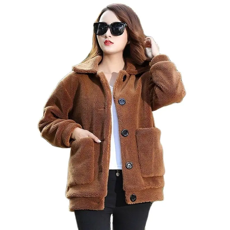 

New 2018 Imitation Lambs Wool Sheep Fur Clothes Winter Women Loose Cotton Velvet Thickening Faux Fur Coat Female Jacket