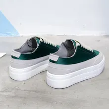 Маленькие белые туфли; Новинка года; Корейская повседневная обувь на толстой платформе