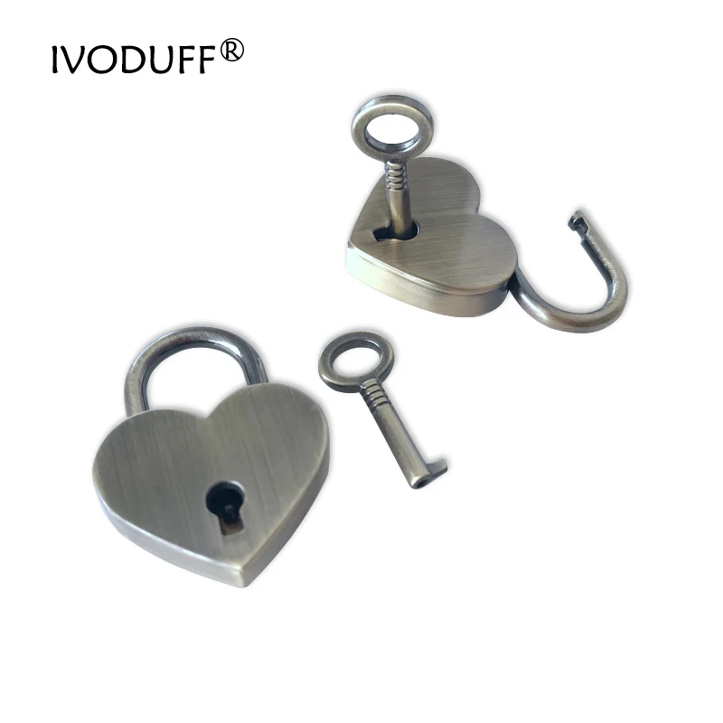 1pc Midium Shape Heart Shape Vintage Metal Mini Padlock Bag Suitcase Luggage Box Key Lock With Key