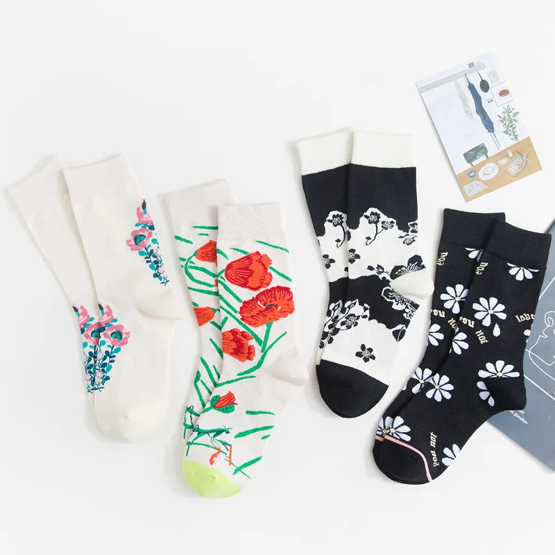 Girl Patterned Print Socks Harajuku Long Socks Cotton Women's High Socks Set Fall Winter Art Sox Floral Hosiery sale 4 Pairs/lot