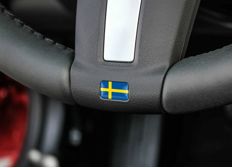 10Pcs Swedish flag Steering wheel 3D Epoxy Car fit for Volvo V40 V60 S60L Shield Car Sticker Sweden National Emblem Car styling