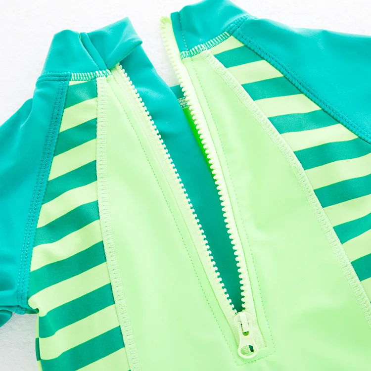 4189586959_1844225021