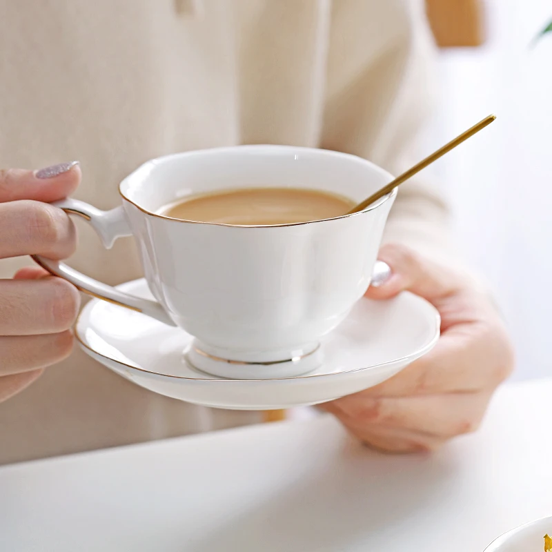 Oneisall European Ceramic Coffee Cup Dish Spoon Set Upscale Elegant Light Luxury Style Beautiful Gift 150ml | Дом и сад