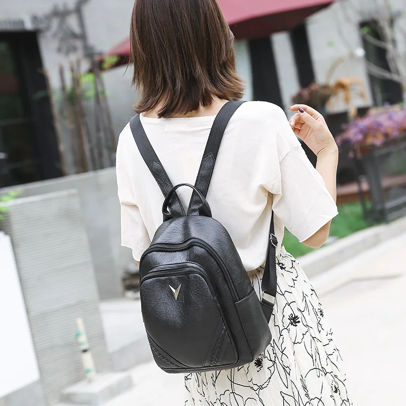 

Female Korean Version 2019 New Personality Fashion Pu Soft Leather Shoulder Bag Simple Baitao Leisure Travel Backpack Female