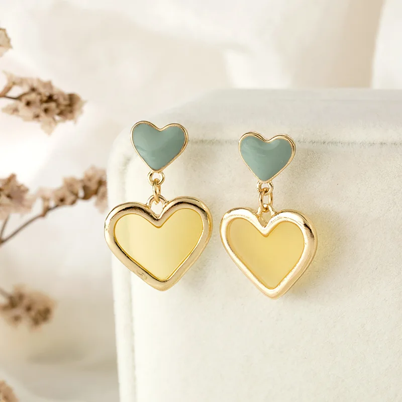 Popular web celebrity with geometric earring the stylish joker color transparent pendant jewelry accessories