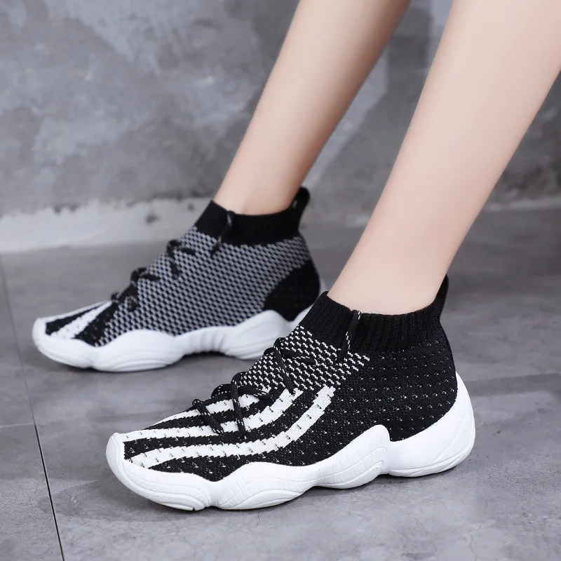 

Price! Fly Woven Breathable Casual Shoes