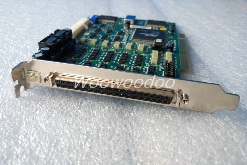 PCI-8134 4-осевая машина Servo и шаговый Линейное движение контроллер карты