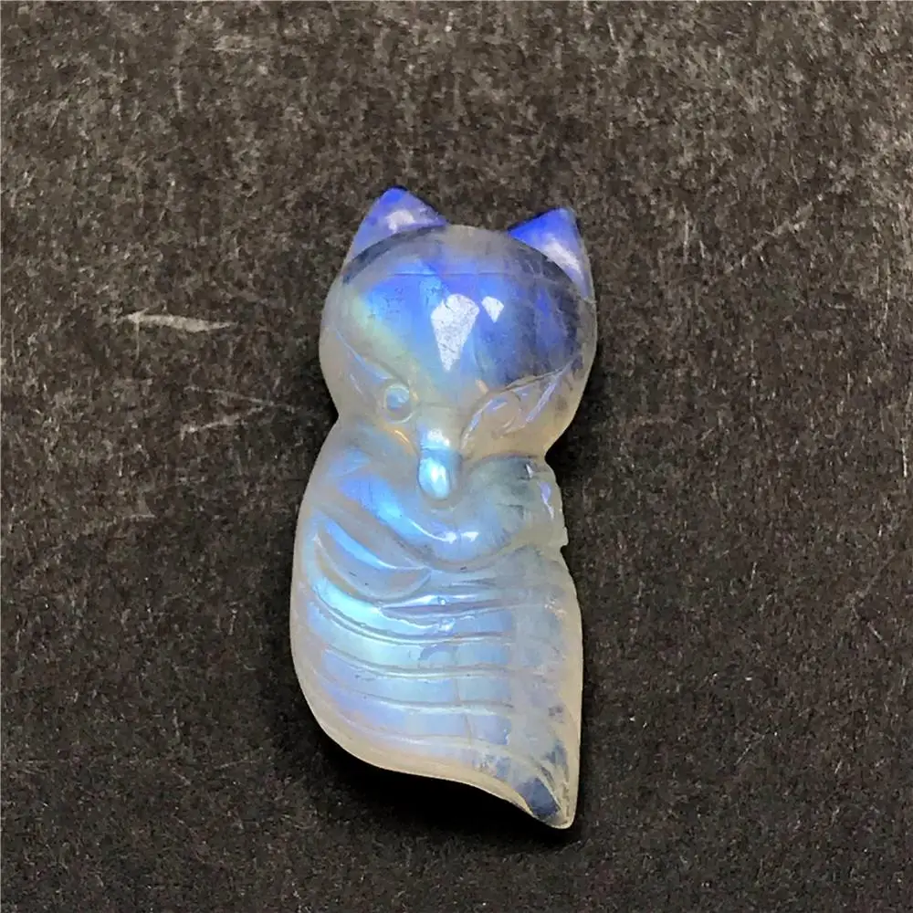 

Top Natural Blue Light Moonstone Fox Carved Pendant For Women Lady Man Crystal 22x10x6mm Beads Gemstone Fashion Jewelry AAAAA