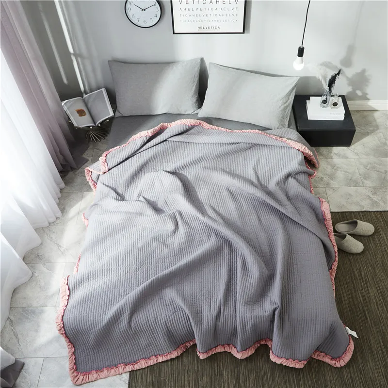 Solid Color Quilted Bedspread Vertical Pattern Ultra Soft Summer