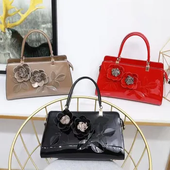 

Qiao Jia Cha Fashion New Patent Leather Flower Women's Handbag Shoulder Bag