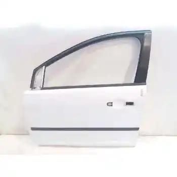 

8567015 door Front Left Ford Focus Hatchback (CHAP) 1.6 Tdci