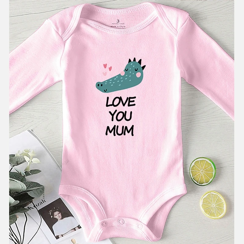 Осенняя одежда для маленьких девочек Хлопковый комбинезон с принтом Love Mum