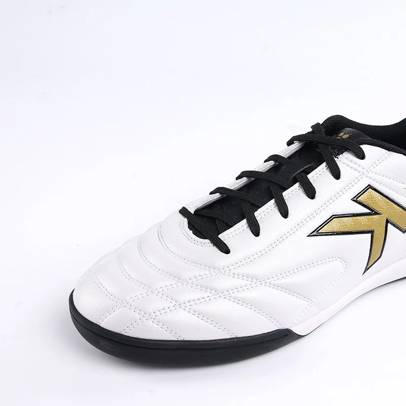KELME Football Boots Men Soccer Shoes Original Indoor Football White Sneakers Shoes Cleats Futsal Boot Male 6891146