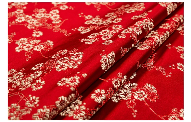 Description Picture 4 of itemPattern Garment Fabric Brocade Jacquard Fabrics DIY Designer Sewing Dress Bag Cushion Patchwork Clothes Material