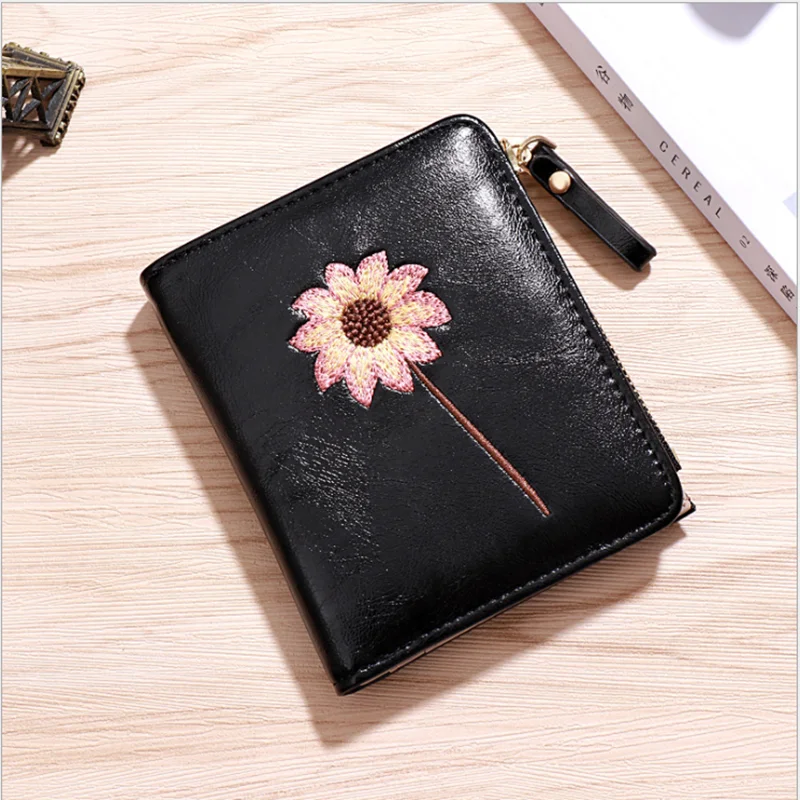 Cartera pequeña Simple para mujer, Mini monedero pequeño plegable, tarjetero de cuero PU