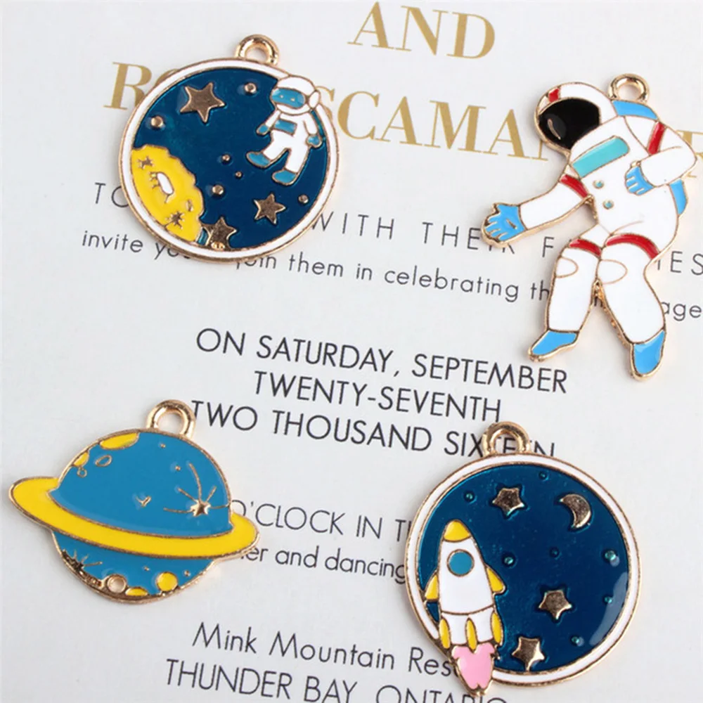 

Yamily 8pcs/ Planet space astronaut Drops oil Enamel Charms Pendant Braclets Jewelry finding DIY Craft fashion jewelry gift