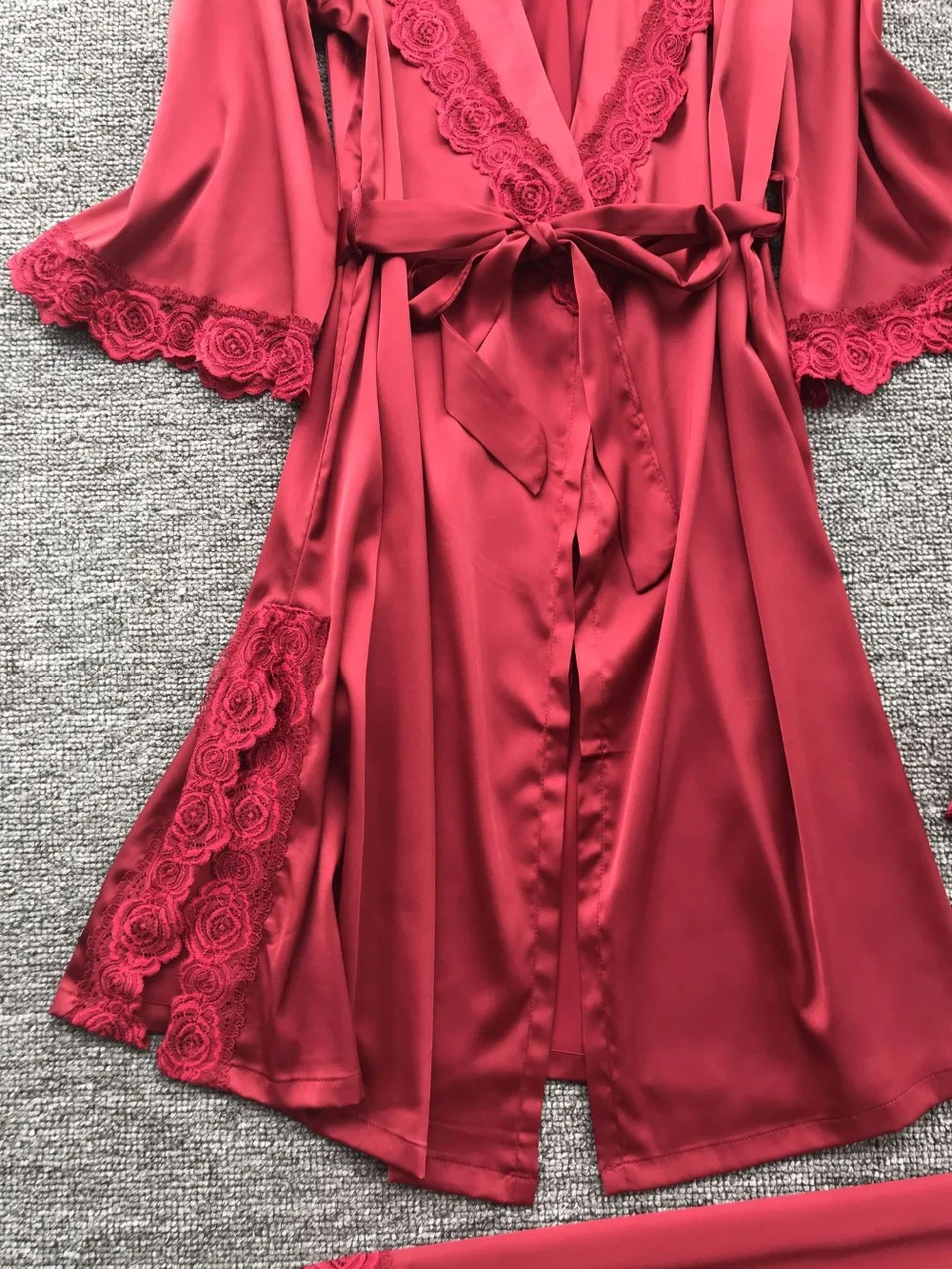 9006749167_2043651032