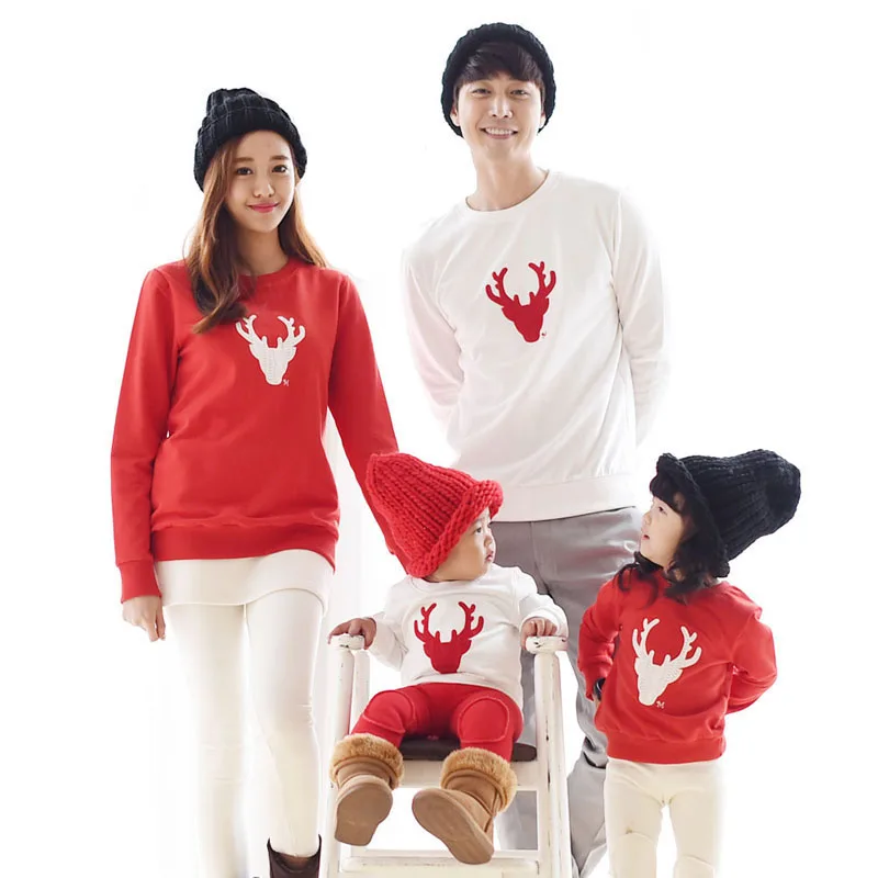

New 2019 Christmas Family Look Mama and Me Clothing Matching Family Clothing Sets Mother Daughter Father Baby T -shirt
