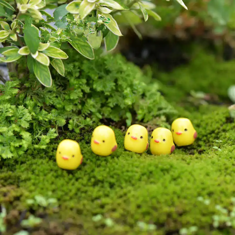 10 pçs/set festa de páscoa mini ornamento de frango linda resina fada miniatura cena do jardim casa/jardim artesanato decoração