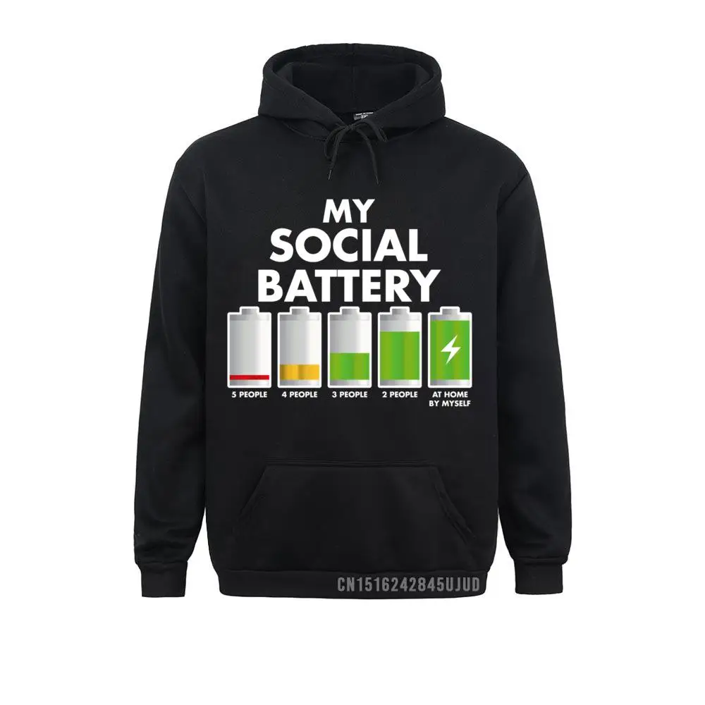 

Пуловер с капюшоном и надписью «My Social Battery With People»