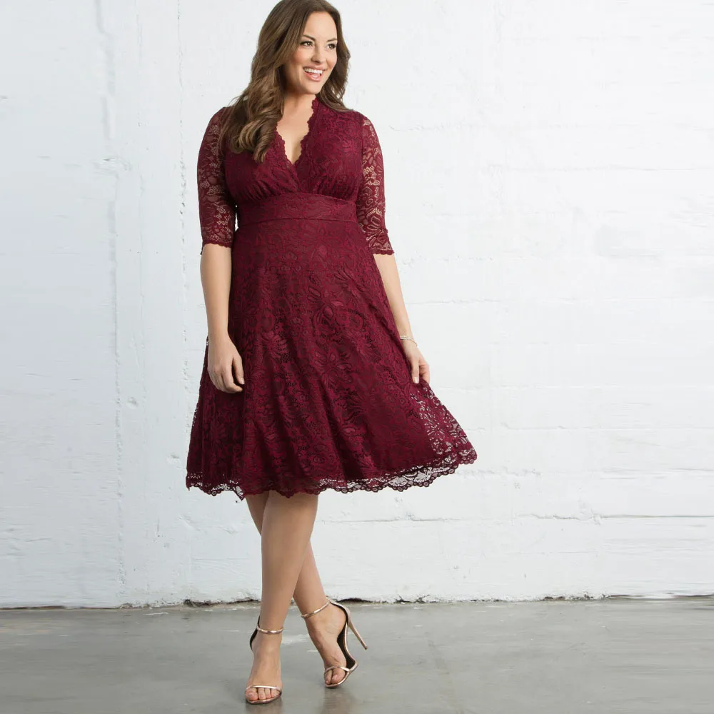 

New Gorgeous Short Red Lace Knee Length Mother of the Bride Dresses V Neckline Wedding Party Gowns with Three Quarter Sleeves
