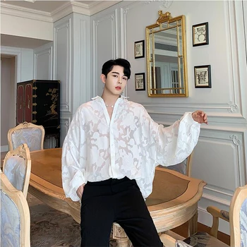 

SHENGYUJIN Summer designer models niche sexy perspective chiffon lace shirt shirt tide brand men's loose chic shirt