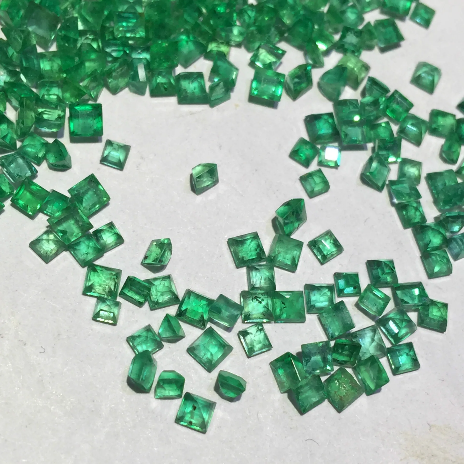 truly precious Squar natural loose gemstones emerald bijoux femme green gem for ring necklace bracelet stone joyas edelstenen