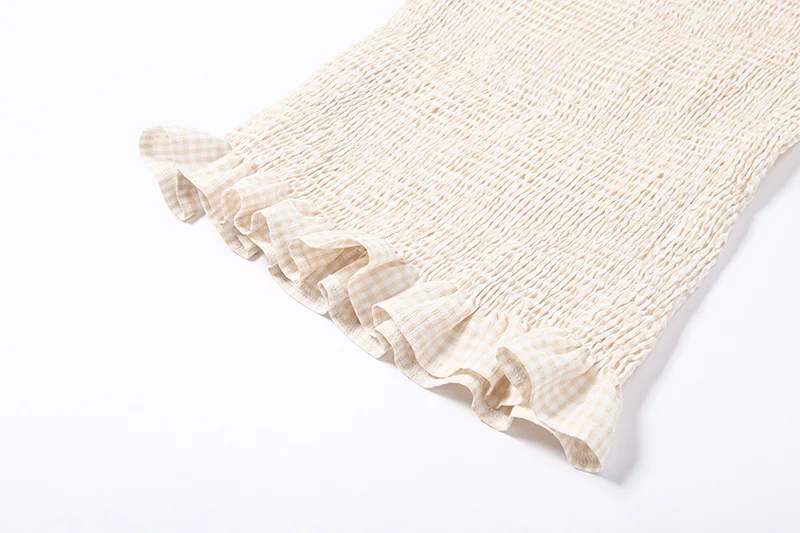 11718315178_1973477789