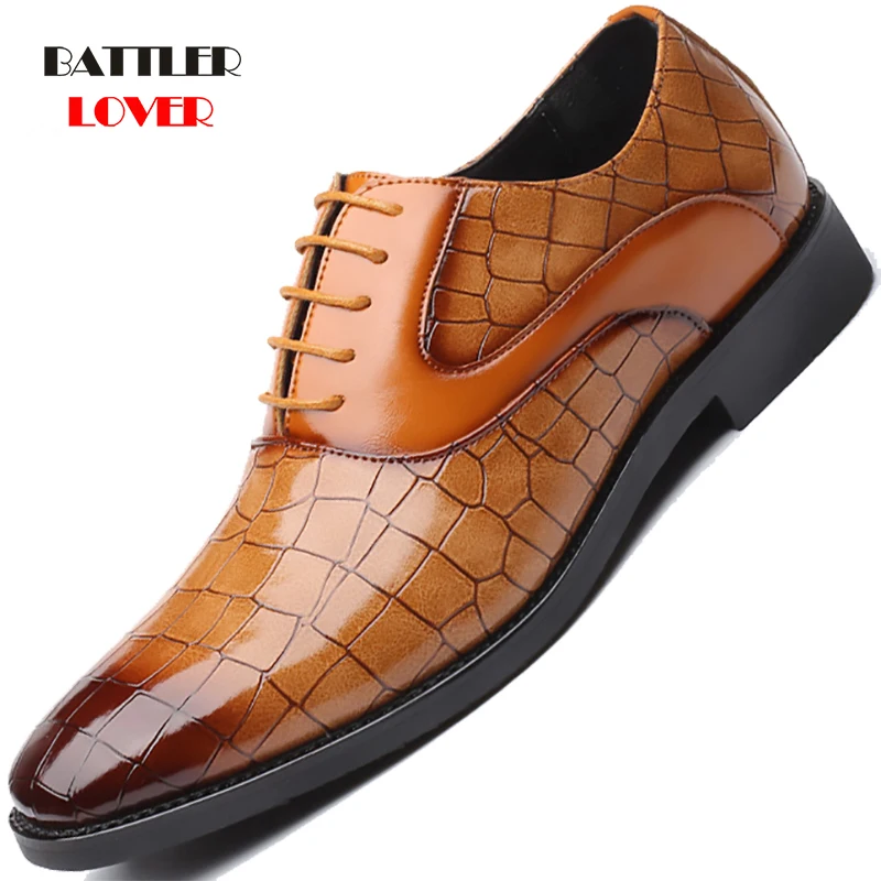 2021 Men Crocodile Pattern Leather Formal Shoes Pointed Toe Casual Party Office Platform Oxfords for Male Zapatos De Hombre