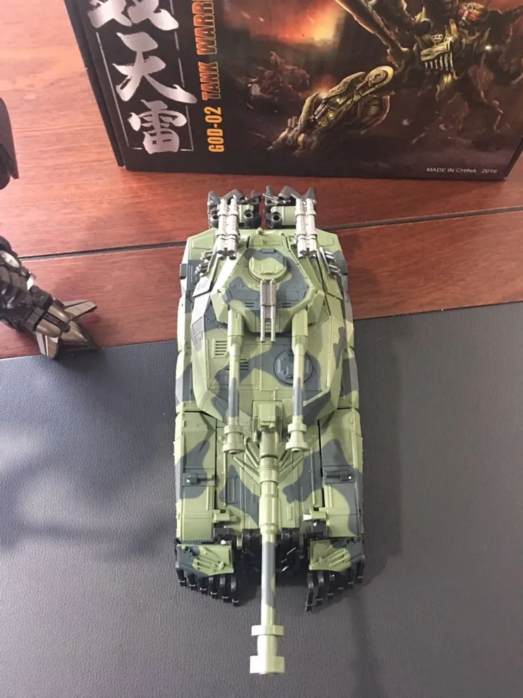 

TF DreamWorks God02tf Leader Tank APS02 Noisy Figure Green Color
