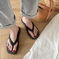 Ladies' New Step-on Slippers Soft Thick-soled Flip-flops Summer Trend and Fashion Outer Wear Flip Beach Sandals and Slippers - Image 2