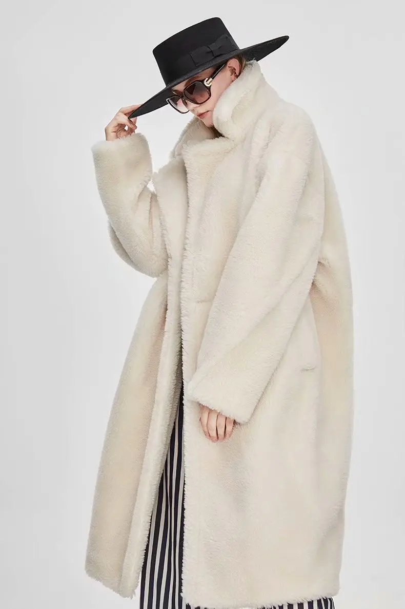 

Western Style Trousers Teddy Plush Coat Women's Blogger See Style Fold-down Collar Lambs Wool Overcoat