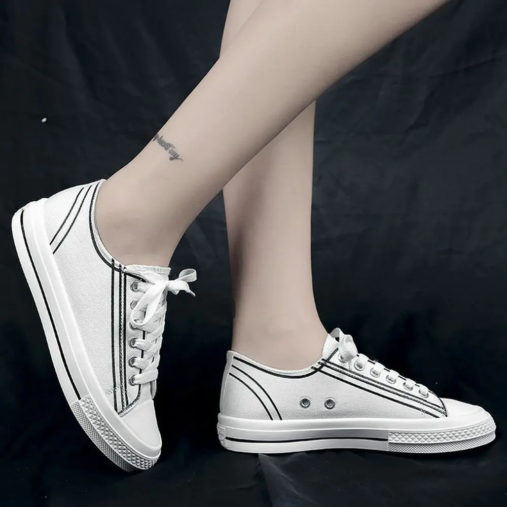 

Spring and Autumn Women's Canvas Shoes Sports Student Canvas Girl Hot Sale Flat Laced Vulcanized shoes B61-26 JY