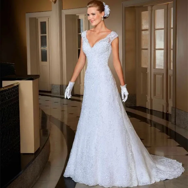 

Romantic Style Deep V-neck Cap Sleeves Lace Covered Back Wedding Dresses Mermaid 2016