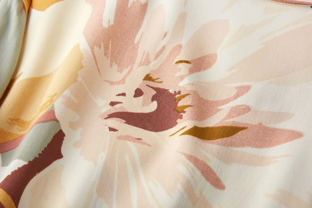 10794252924_528701377