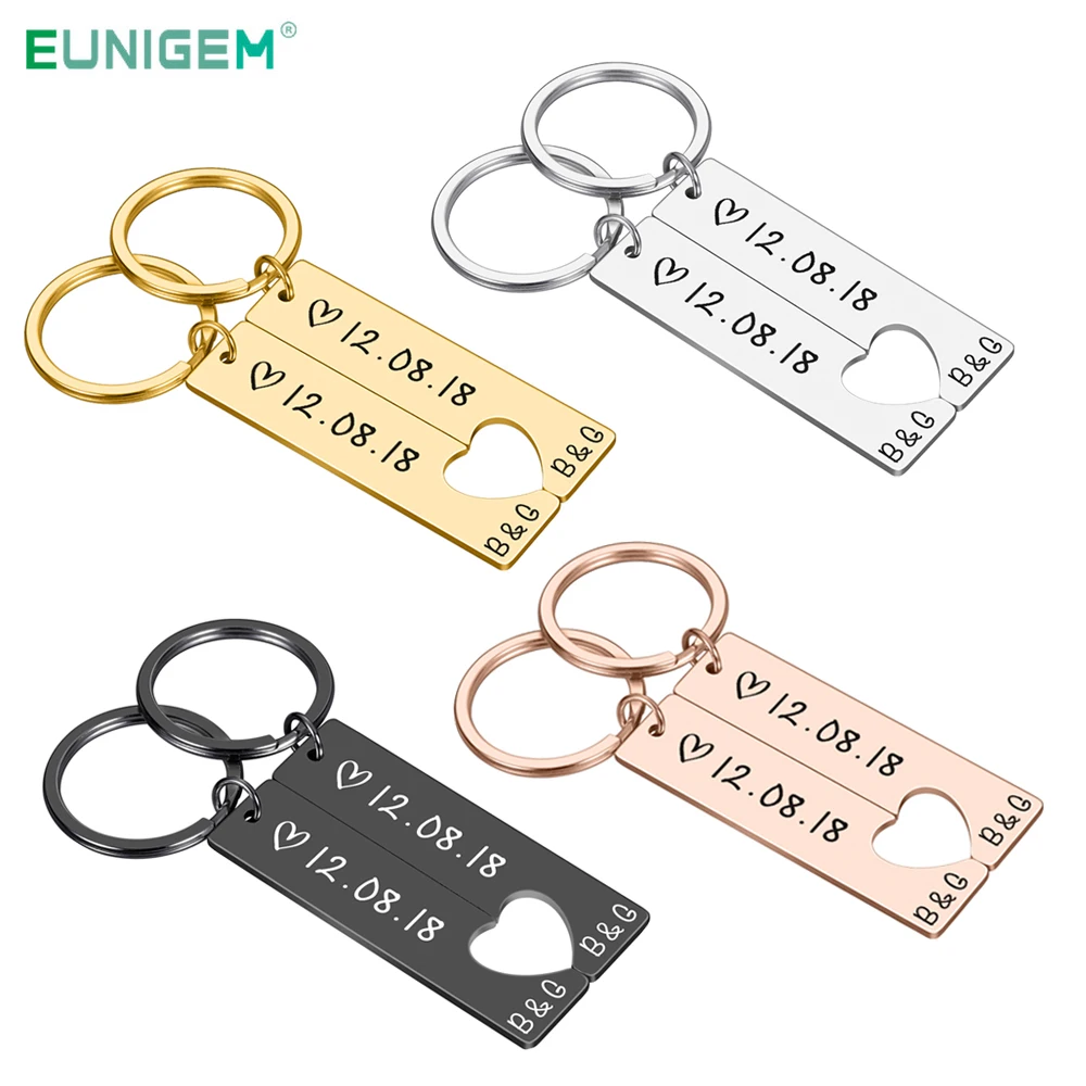 Personalized Heart Keychain Set Engraved King Date and Name Love Keyring Gift for Couples Girlfriend Boyfriends Key Chain Rings afbeelding