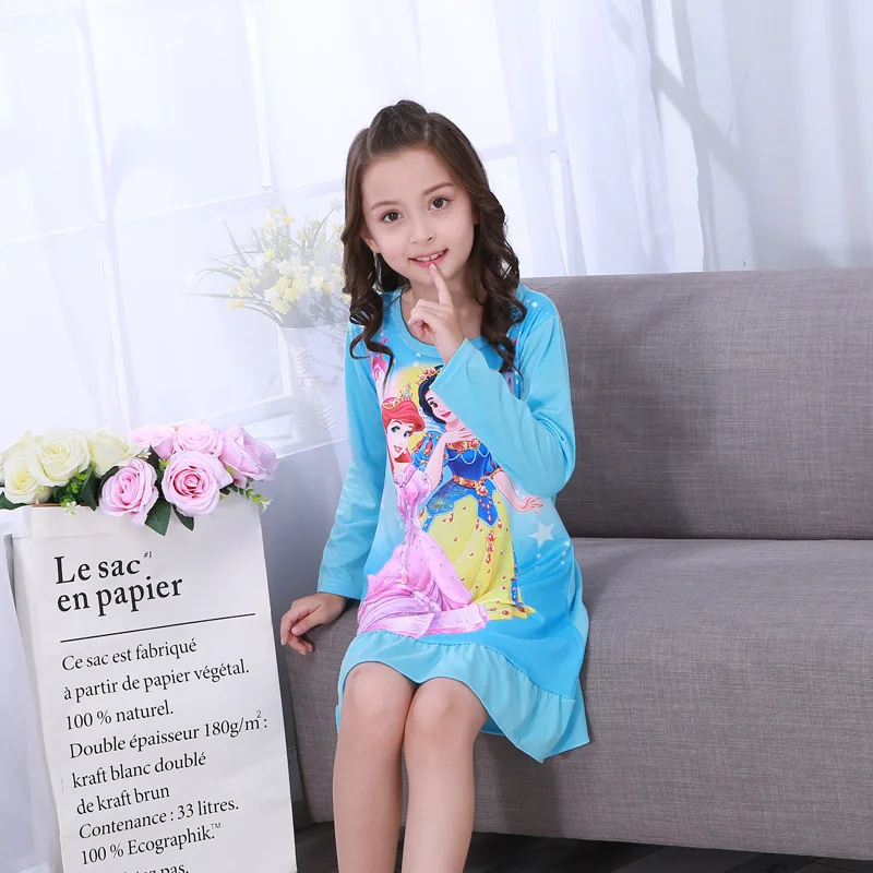 Рисунок 4 - Юбка с длинным рукавом Disney