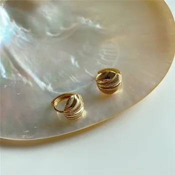 

POFUNUO Real 925 Sterling Silver Women Geometric Stud Earrings Girls Vintage Shell Fashion Chic Gold Earrings Simple Ear Studs