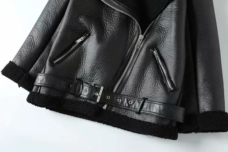 12250212746_828679491