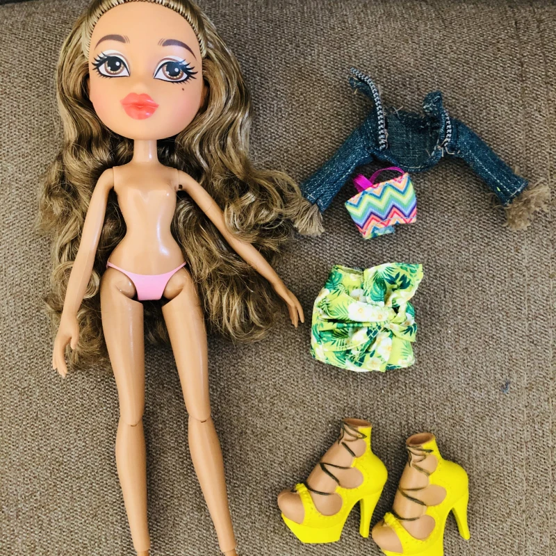 Оригинальные новые 23 см оригинальные модные фигурки BratzDoll спящие вечерние красные волосы YASMIN красивые MGAdoll лучший подарок для ребенка