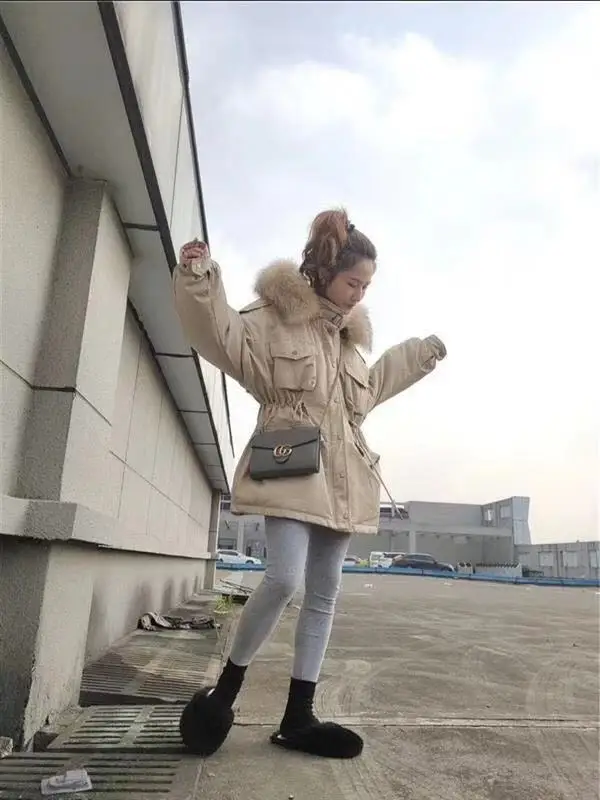 Короткий пуховик женское платье Южная Корея Dongdaemun с капюшоном большой меховой воротник свободный крой шнурок толстое теплое пальто зима