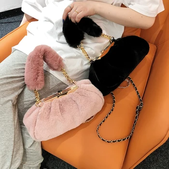 

Women Cloud Bags 2020 New Winter Soft Plush Shoulder Bags Female Solid Color Hasp Clip Chain Bag Ladies Warm Fur Crossbody Bags