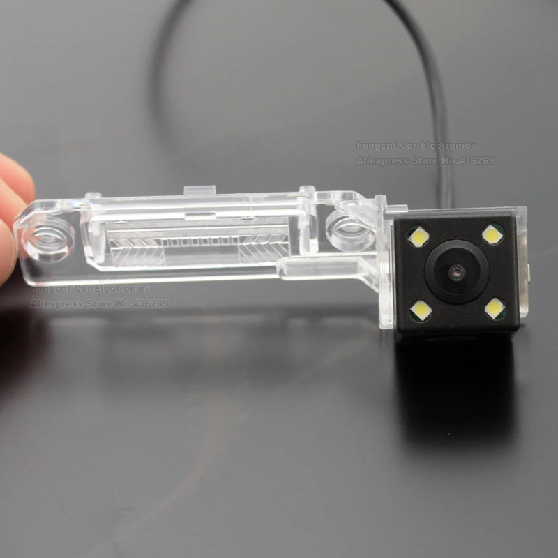 Car-Reverse-Camera-for-VW-Passat-B5-1996-2005-Touran-2003-2004-2005-2006-2007-2008-2009-2010 (16)