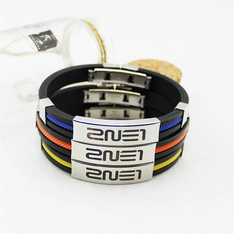 2643267435_1075971267