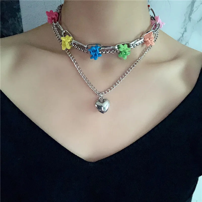 

Korean 2019 New Fashion Colorful Daisy Flower Multilayer Pendant Necklace Ins Love Heart Necklace for Women Girl Party Jewelry